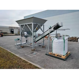 Bagging machine